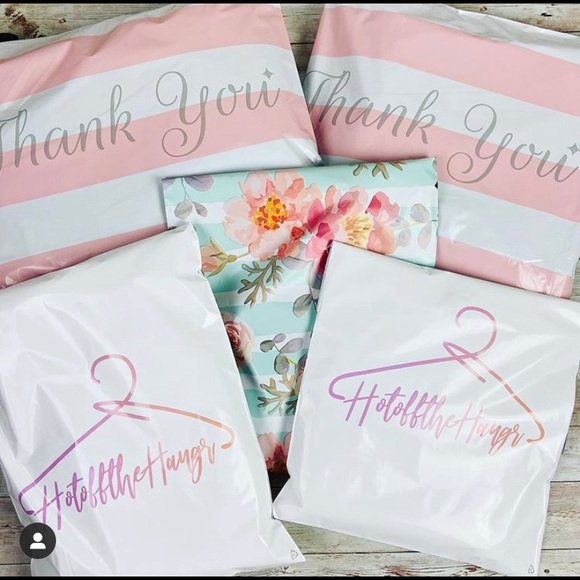 Meet your Seller 🌻 - Picture 9 of 14